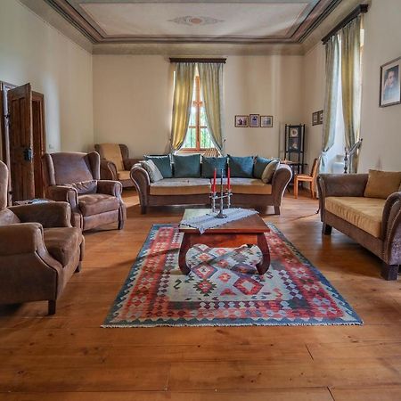Conacul Gaal Kuria Hotell Dalnic Exteriör bild